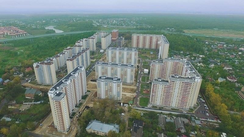 Споры, связанные с вводом в эксплуатацию и распределением квартир на землях Министерства обороны